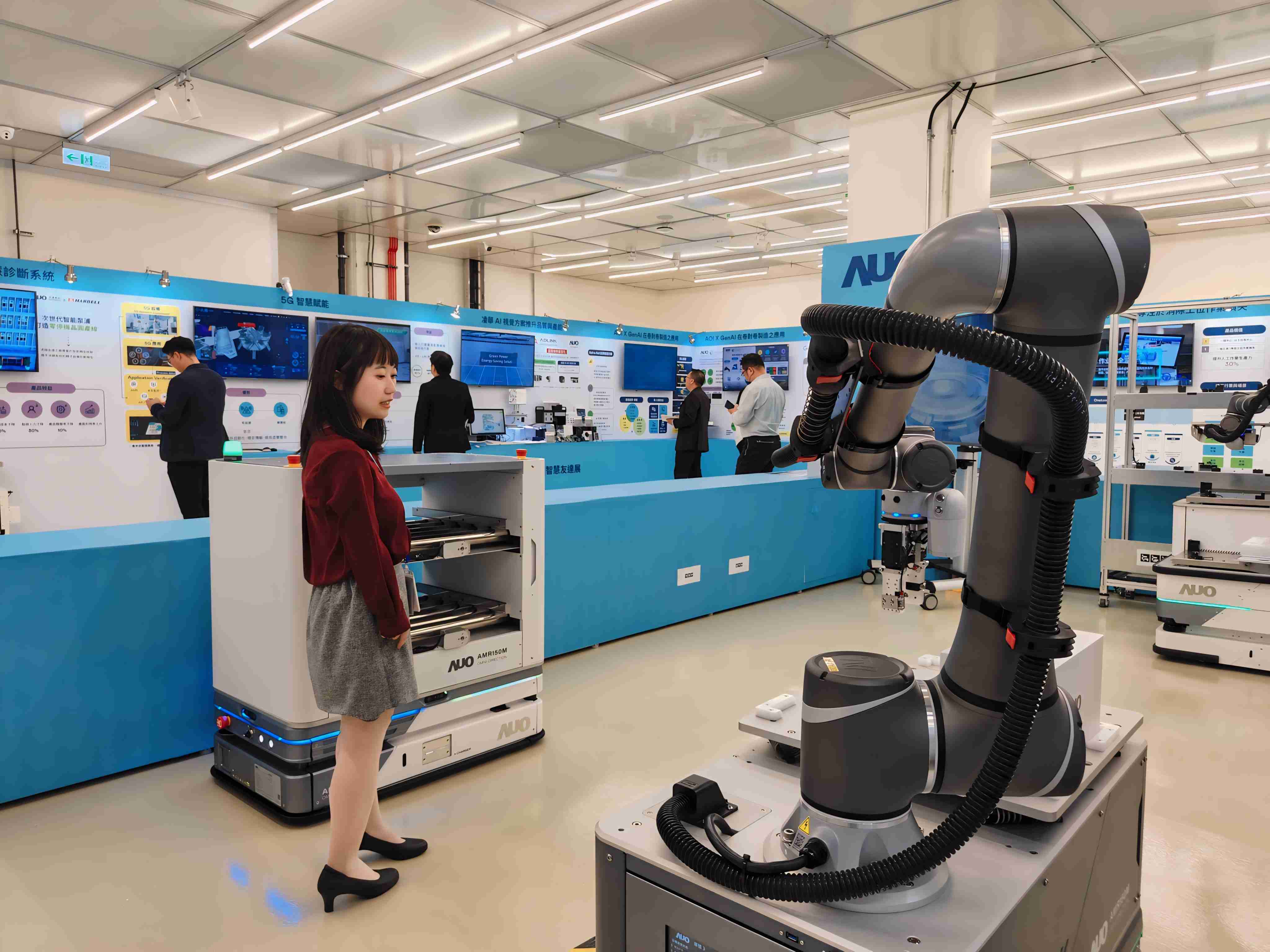 2024智能人生就是博展邀集生态圈伙伴共同参展，，从数字应用、、、净零减碳到能源发展，，创造全方位永续商机，，携手生态圈伙伴迈向永续未来